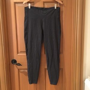 Grey jersey leggings with side slits